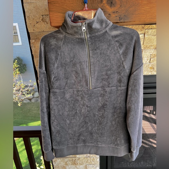 Wild Fable Gray Velour 1/4 Zip - Picture 1 of 8